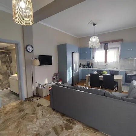 Myron & Gabby's House Apartment *